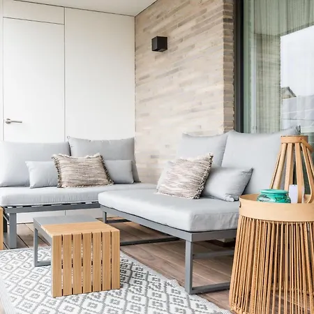 Apartment High-end New With 2 Bedrooms