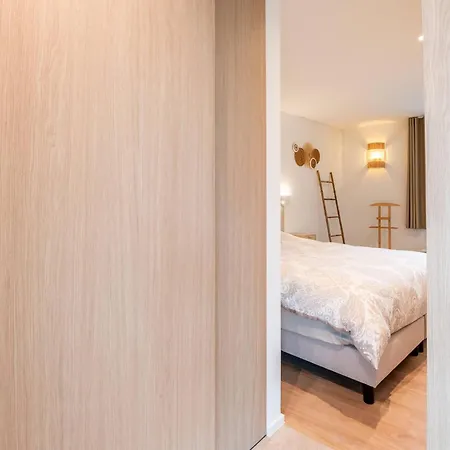 High-end New With 2 Bedrooms *