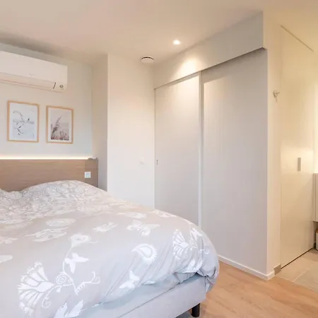 High-end New With 2 Bedrooms Apartamento